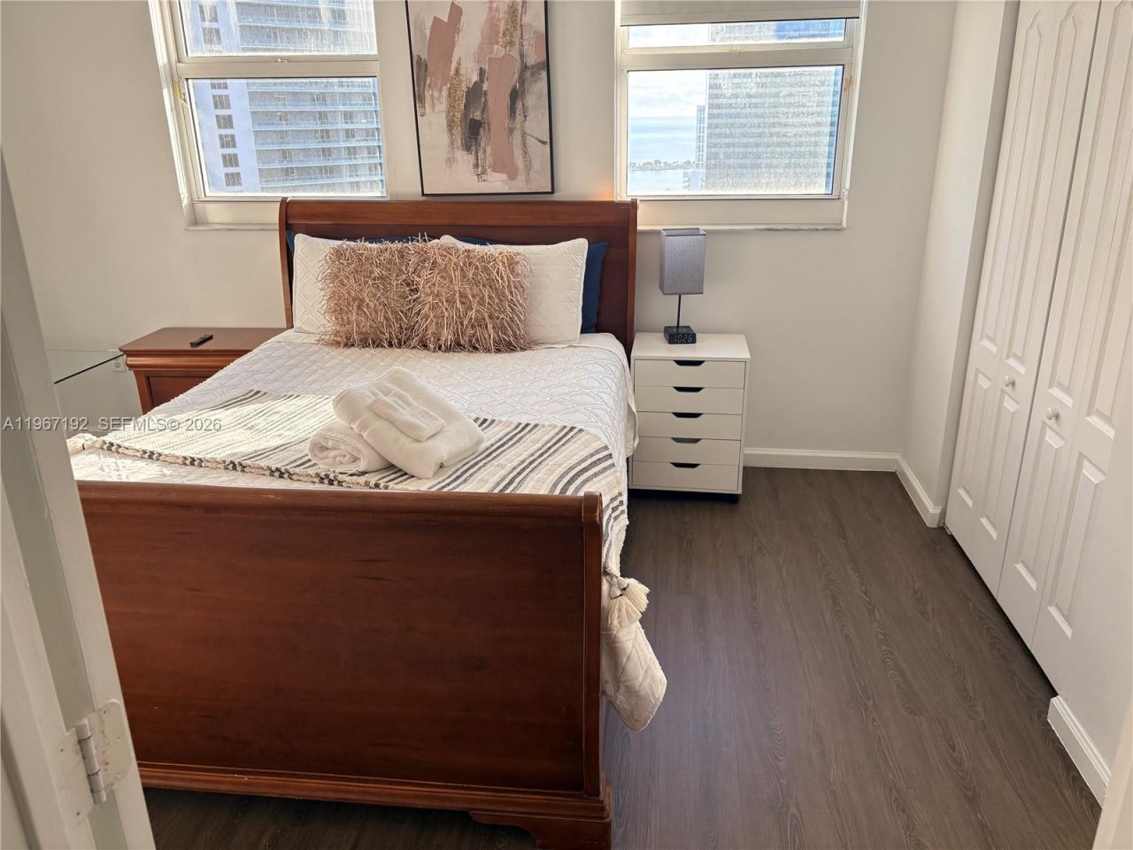 1200 Brickell Bay Dr, Unit 3923, Miami, FL 33131 Photo