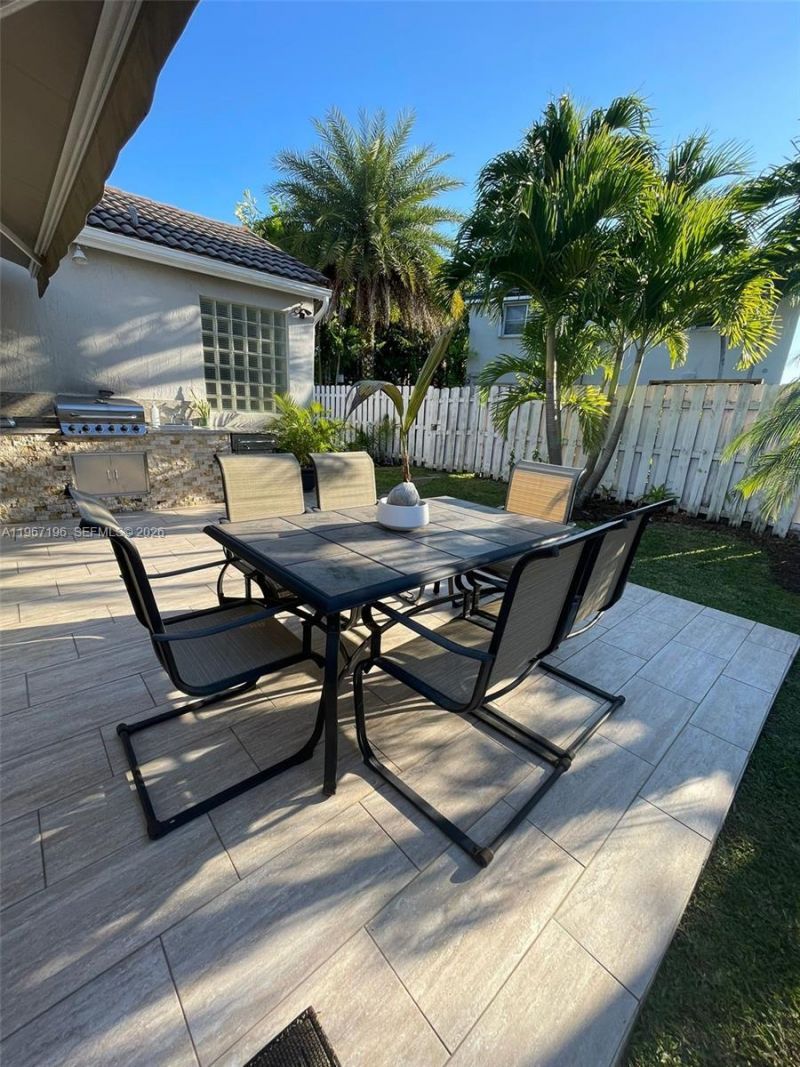 755 Sand Creek Cir, Unit 755, Weston, FL 33327 Photo