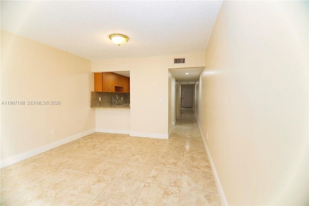 1654 NE 151st St , Unit 1654, Miami, FL 33162 Photo