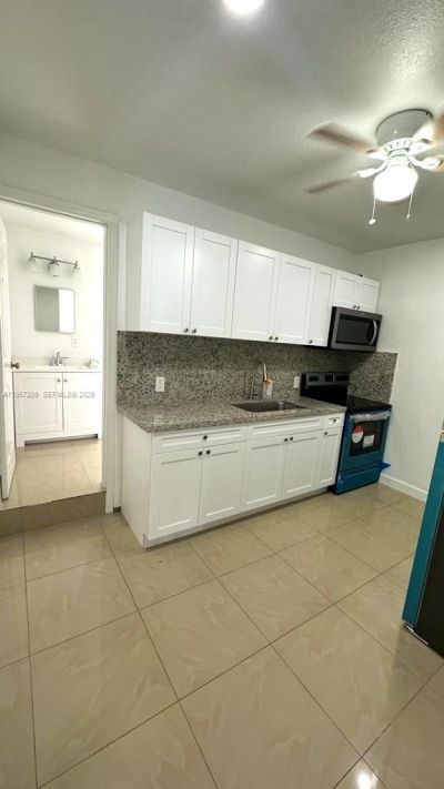 1770 NW 19th Ter , Unit G, Miami, FL 33125 Photo
