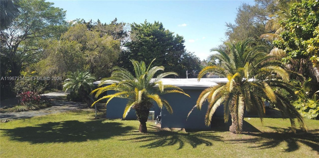 5975 SW 60th St , South Miami, FL 33143 Photo