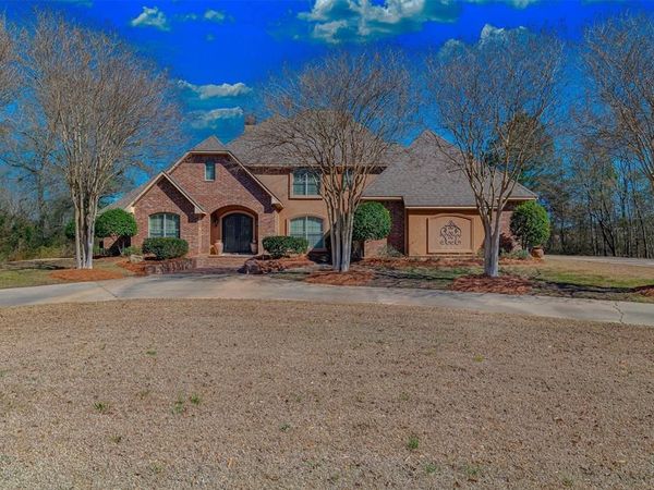 9463 Wrenwood Boulevard, Shreveport, LA 71106