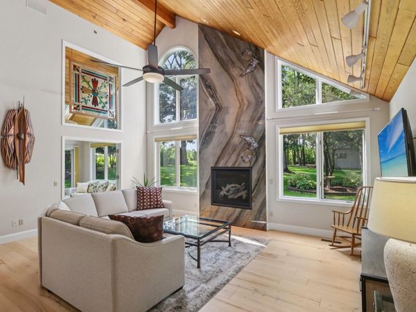 2395 White Oak Trail, Oregon, WI 53575