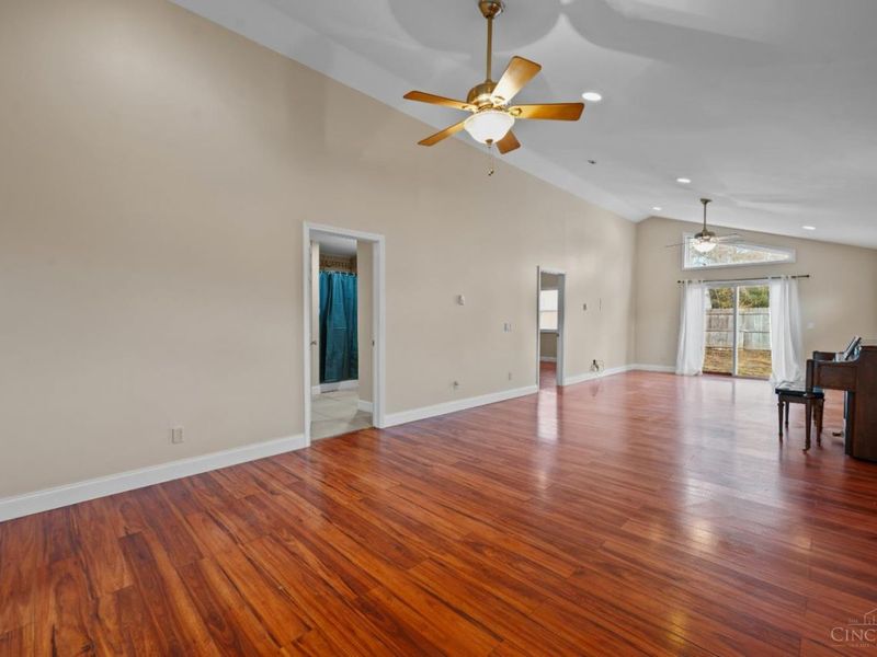 634 Chateau Drive, Union Twp, OH 45244 Photo 20