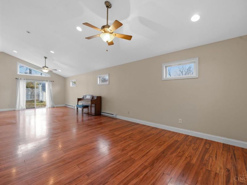 634 Chateau Drive, Union Twp, OH 45244 Photo 21