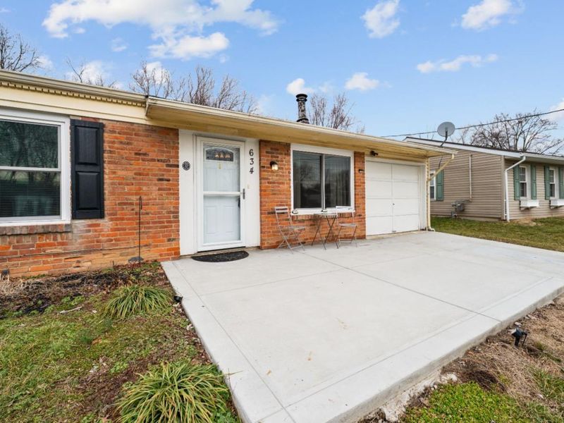 634 Chateau Drive, Union Twp, OH 45244 Photo 5