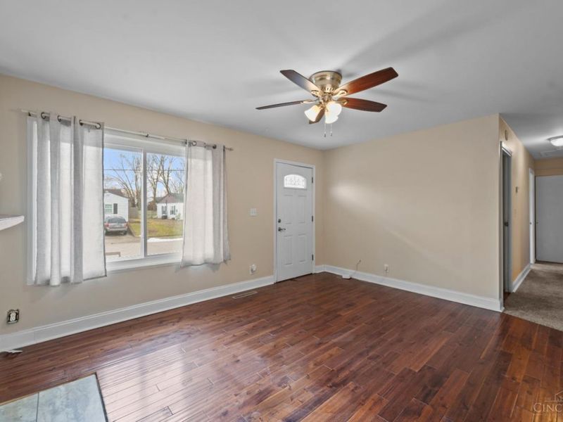 634 Chateau Drive, Union Twp, OH 45244 Photo 9