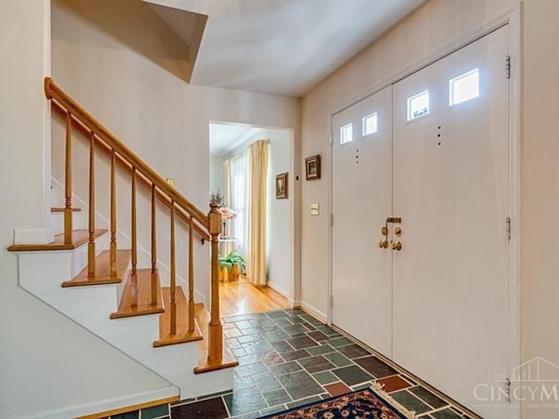 9274 Solon Drive, Cincinnati, OH 45242 Photo 4