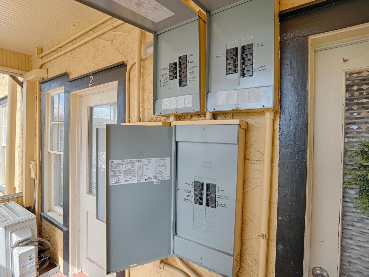 422 & 426 E Citrus Avenue, Eustis, FL 32726 Photo