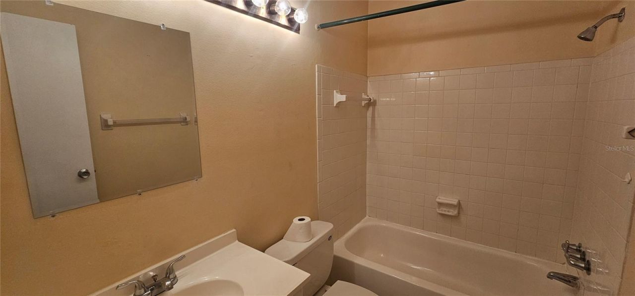 2621 Pine Lake Terrace, Unit D, Sarasota, FL 34237 Photo