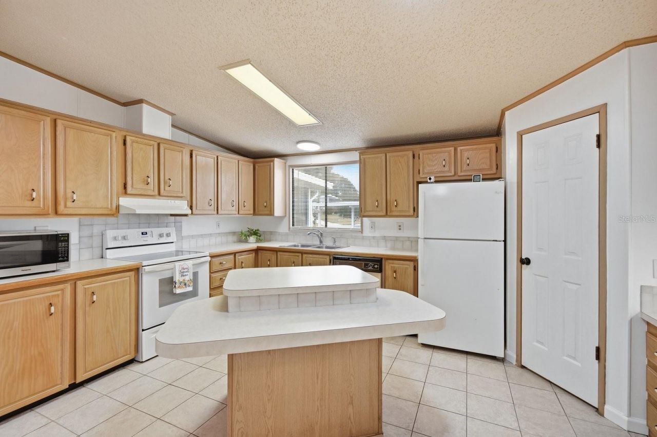 3758 Cohen Drive, Unit 756, Zellwood, FL 32798 Photo