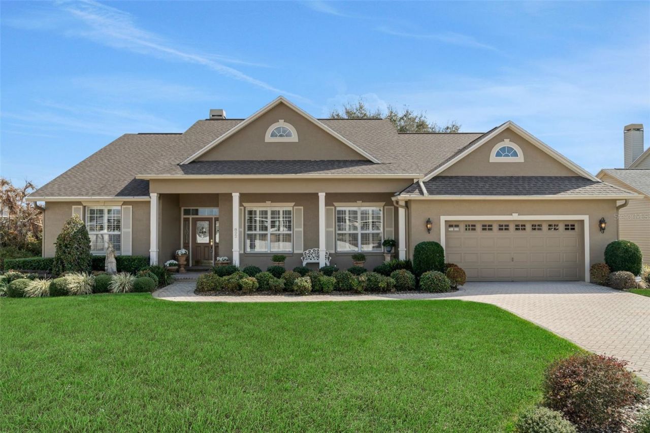 822 Hart Lake Street, Winter Haven, FL 33884 Main Photo