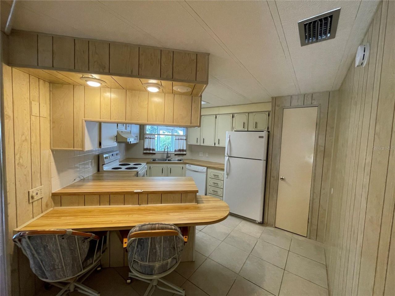 3366 Evergreen Road, Unit 1701, Zellwood, FL 32798 Photo