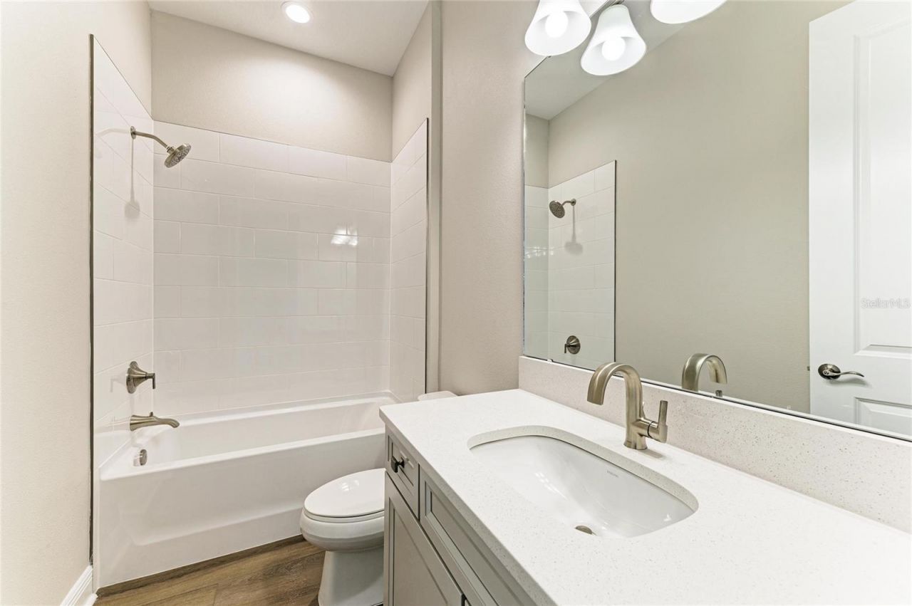 10307 Ashaway Drive, Parrish, FL 34219 Photo