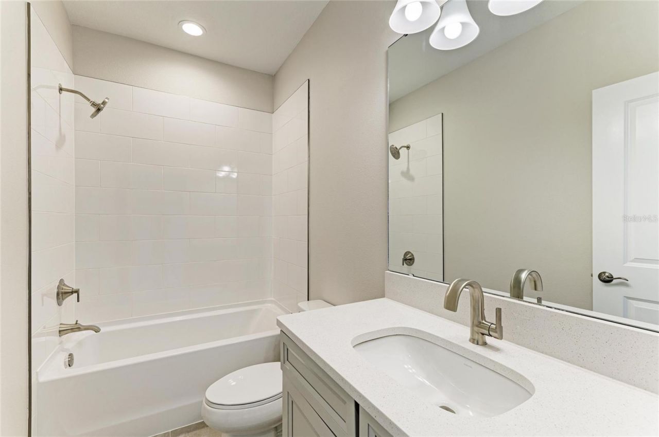 10307 Ashaway Drive, Parrish, FL 34219 Photo