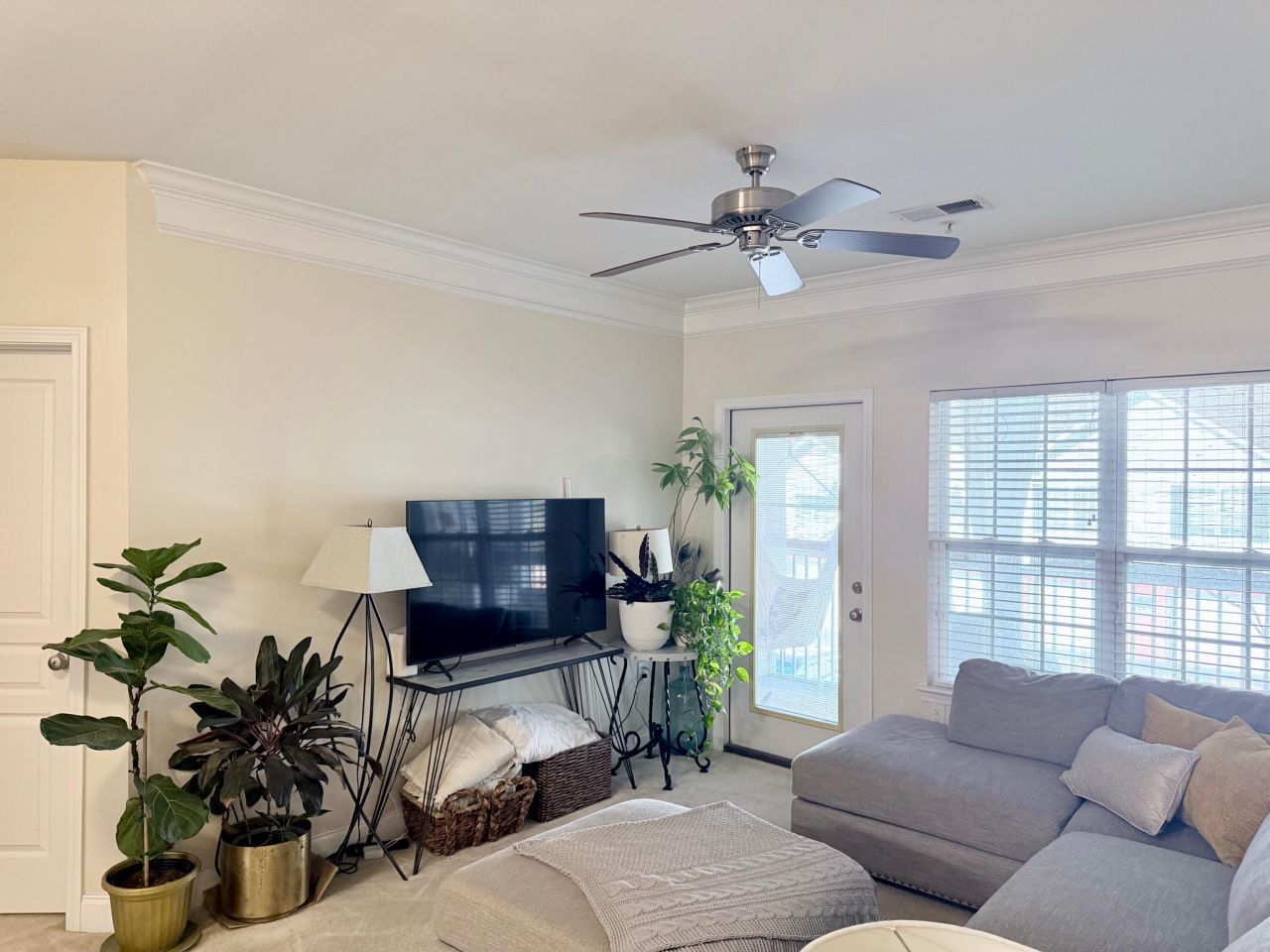 1709 Basildon Road Photo 11