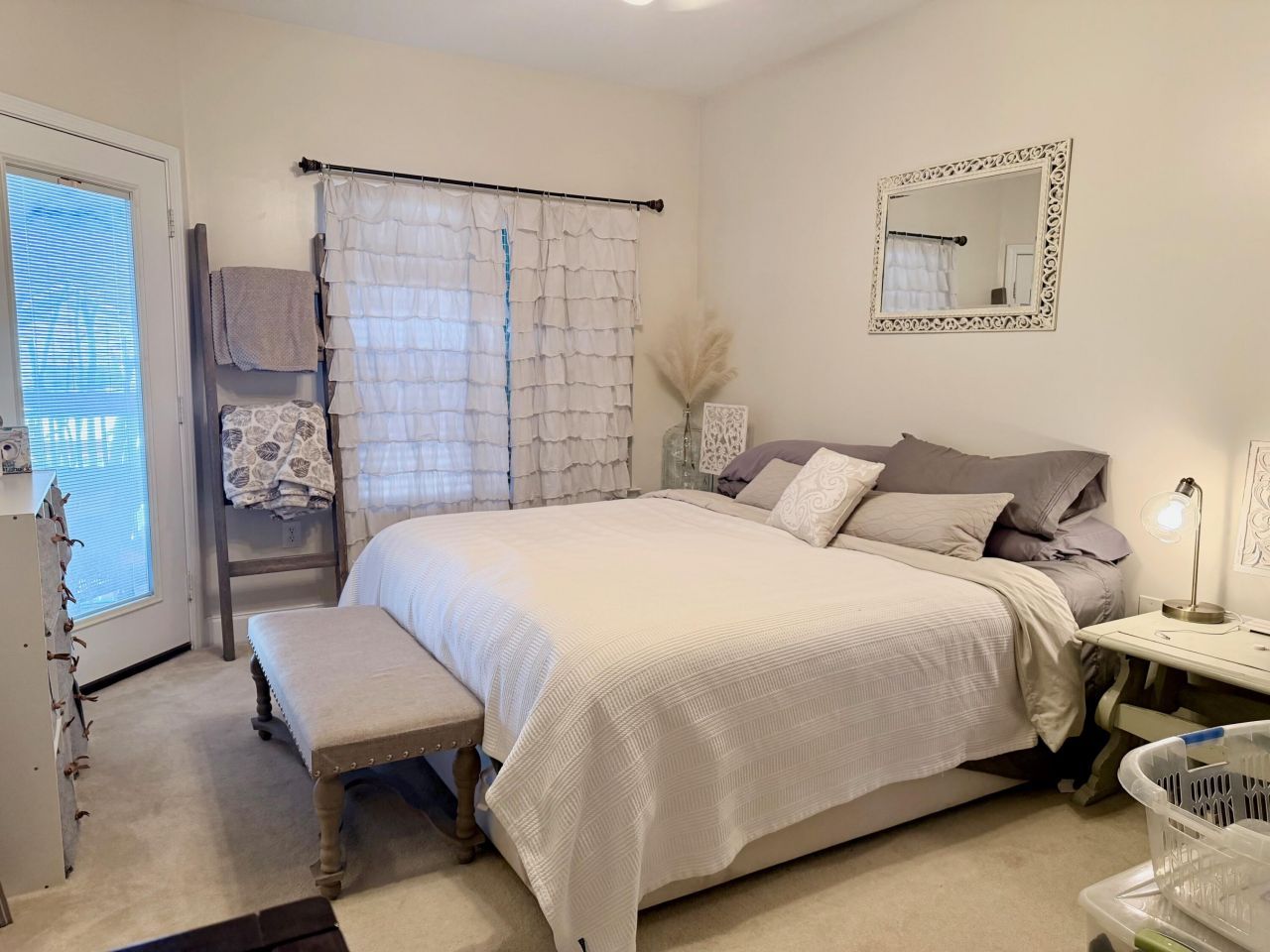 1709 Basildon Road Photo 14