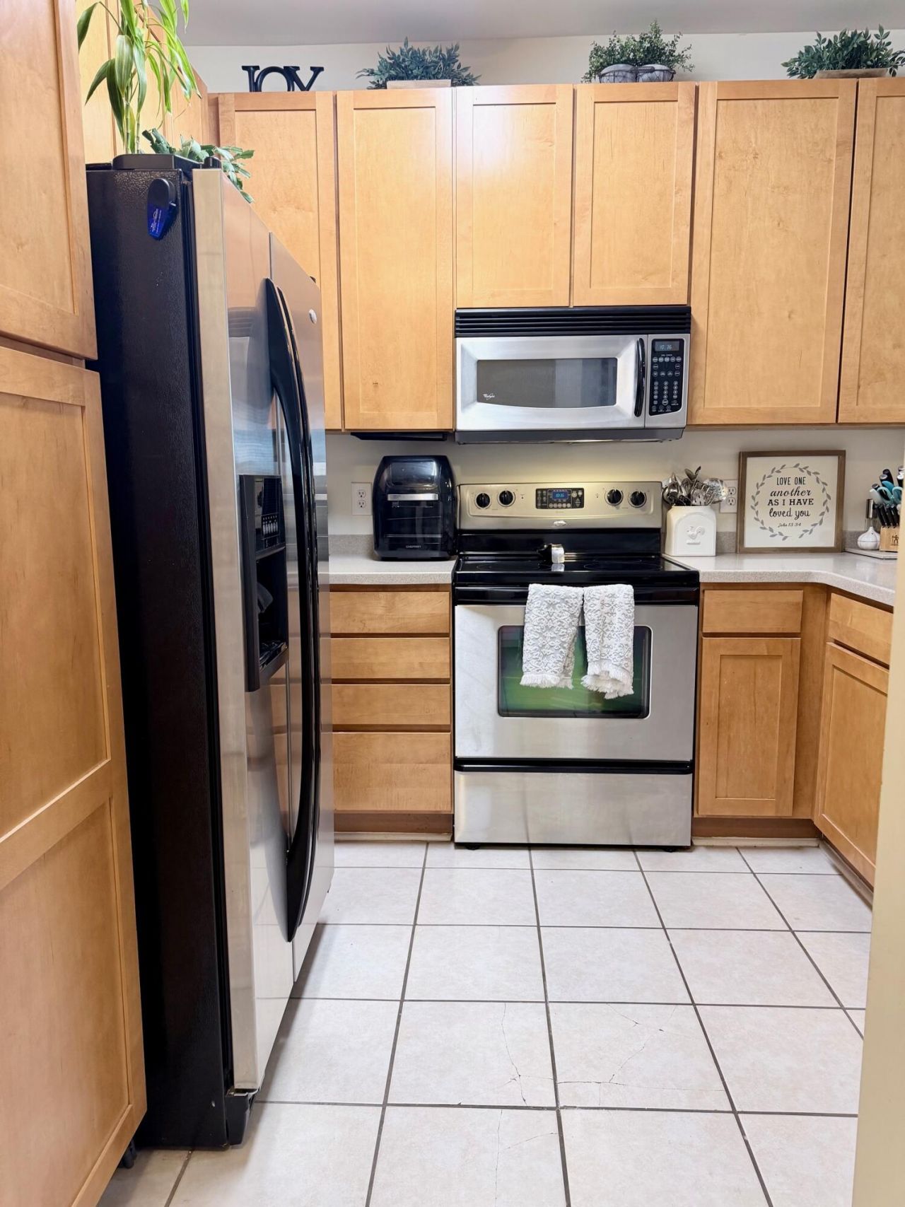 1709 Basildon Road Photo 6