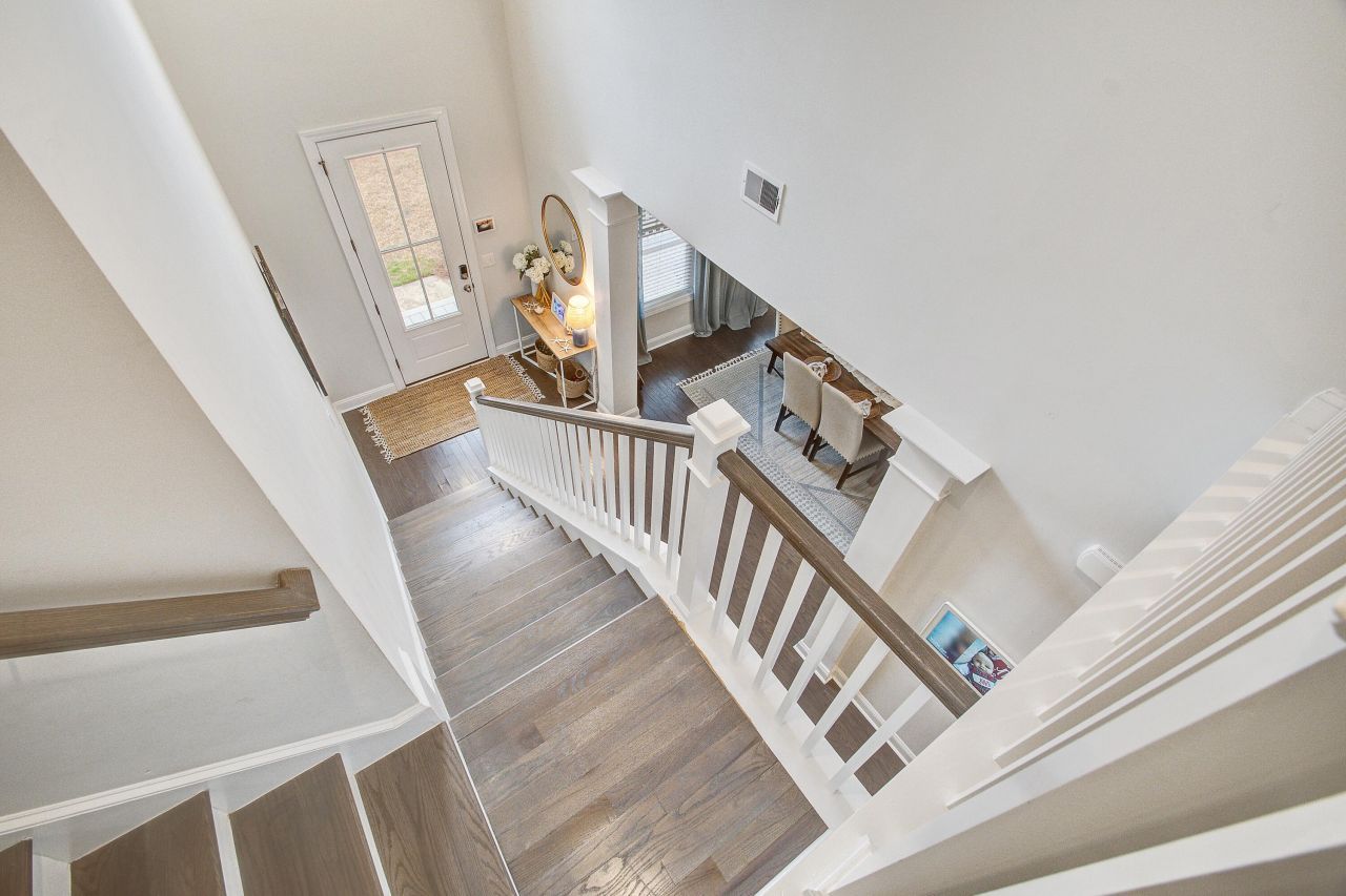 2056 Syreford Court Photo 17