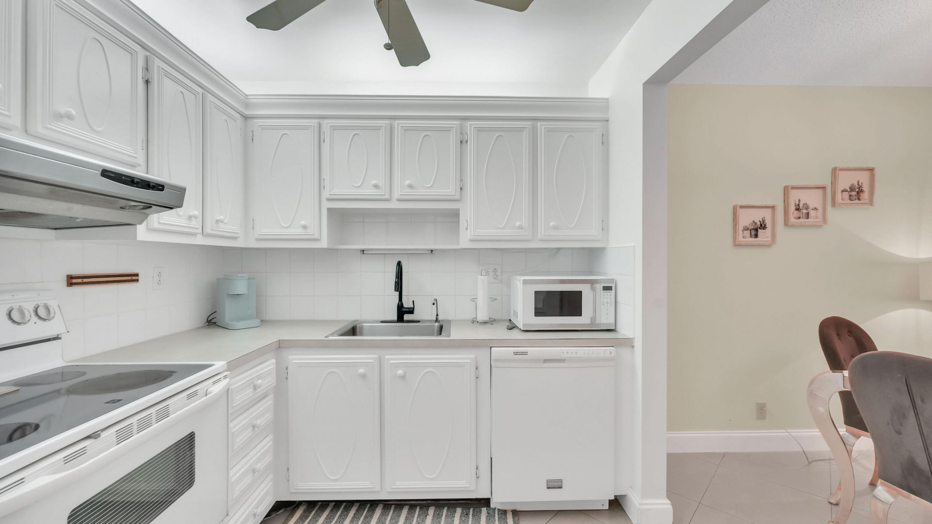 5640 SW 3rd Place, Unit 216, Margate, FL 33068 Photo