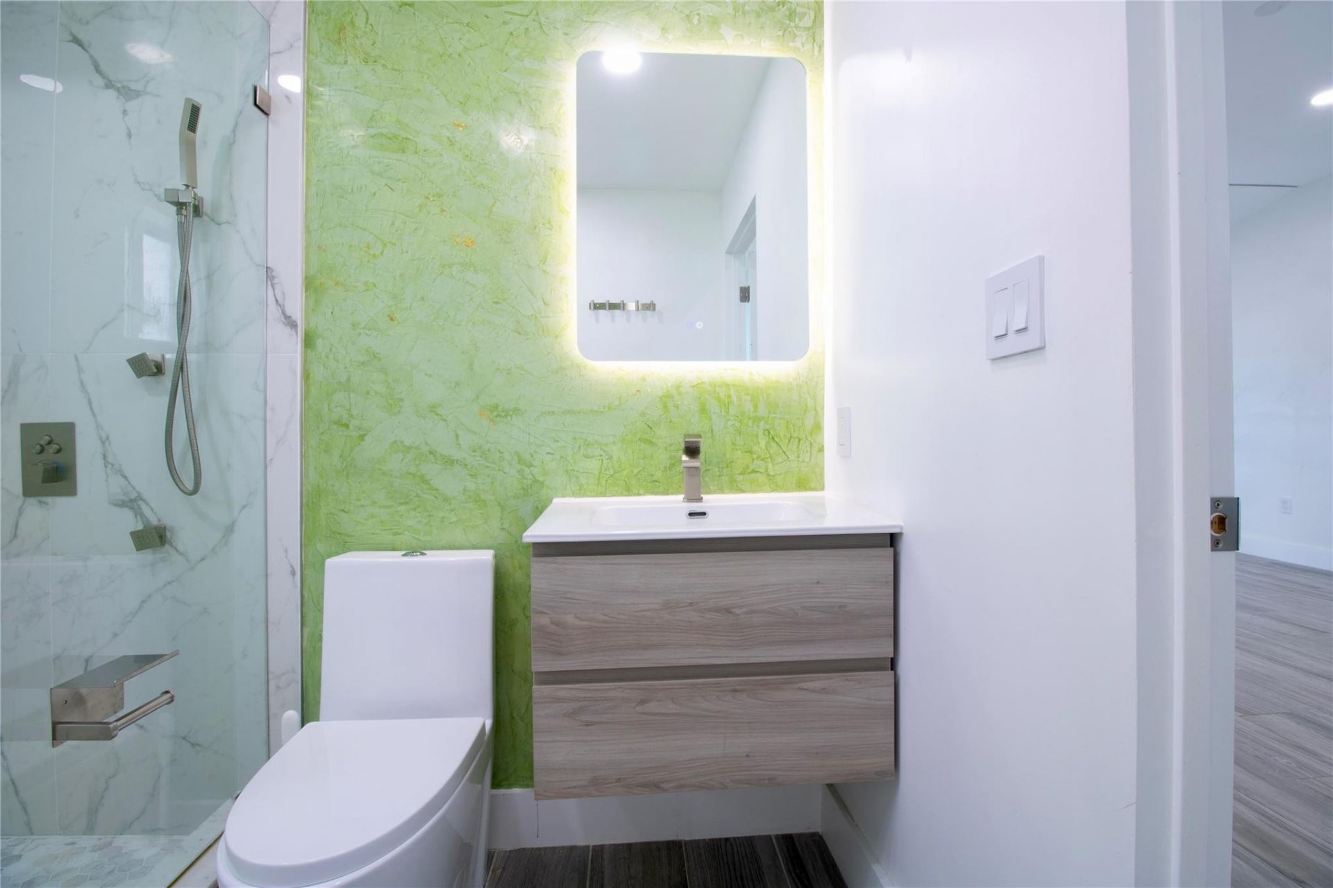 245 SW 20th Street, Fort Lauderdale, FL 33315 Photo