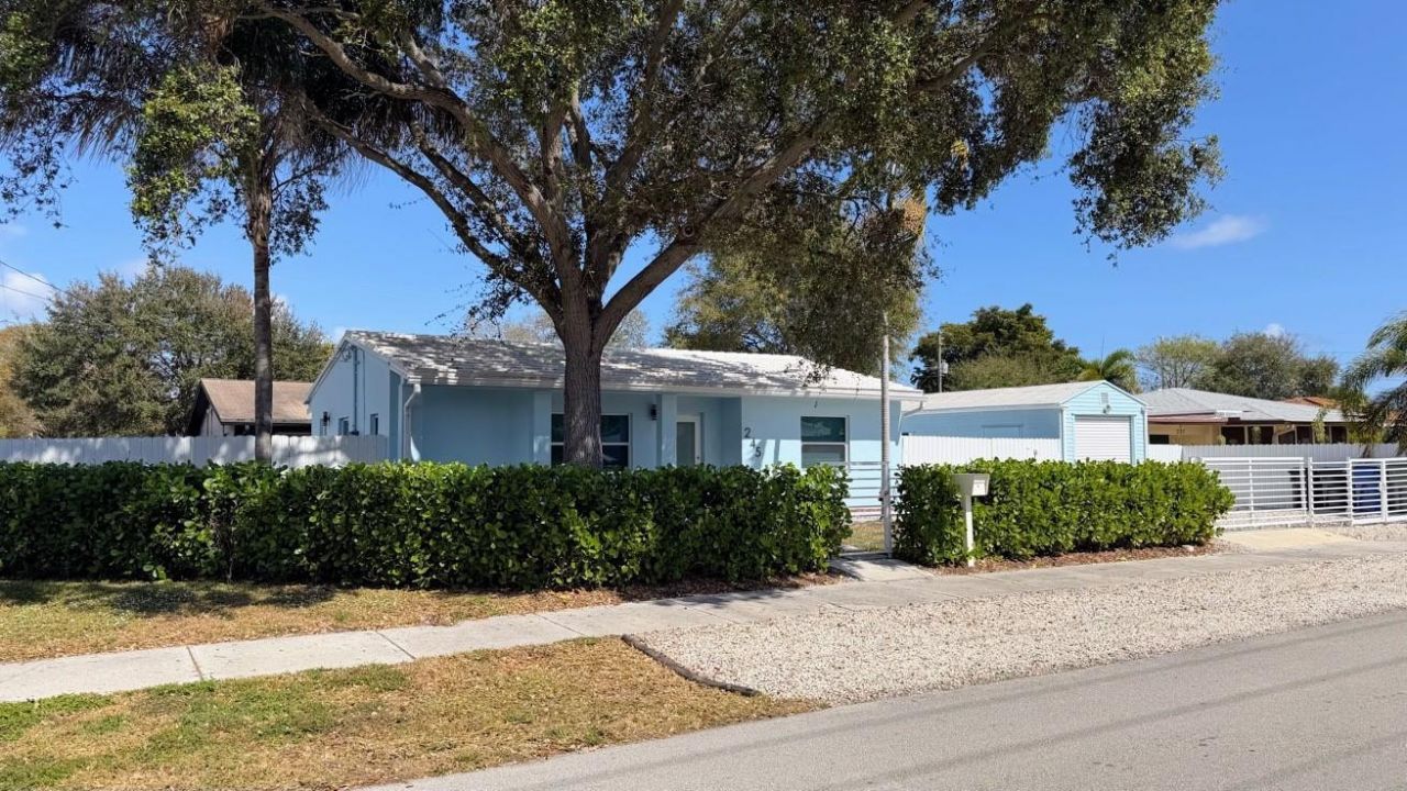 245 SW 20th Street, Fort Lauderdale, FL 33315 Photo