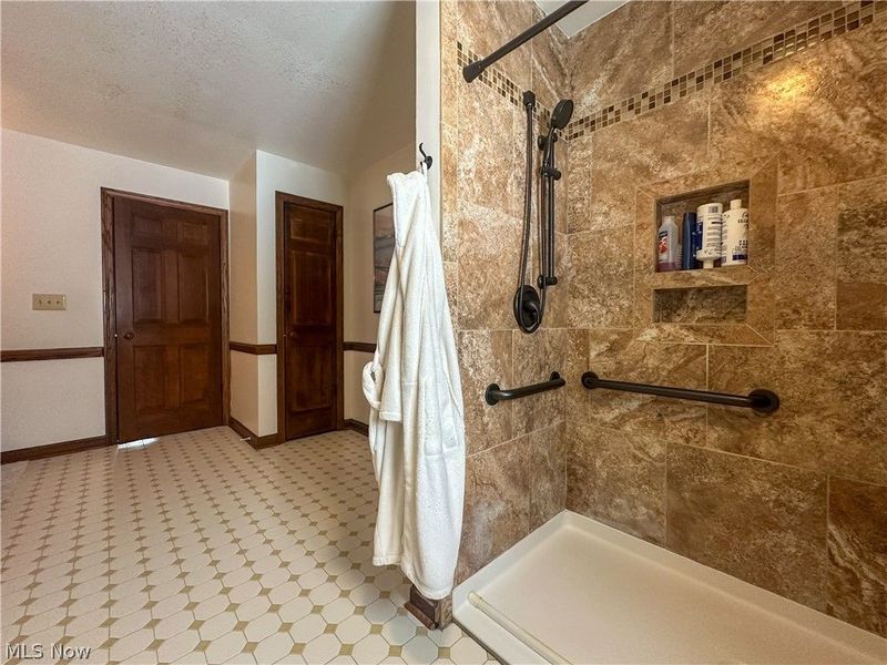 5516 Benton Lane, Brookfield, OH 44403 Photo 39