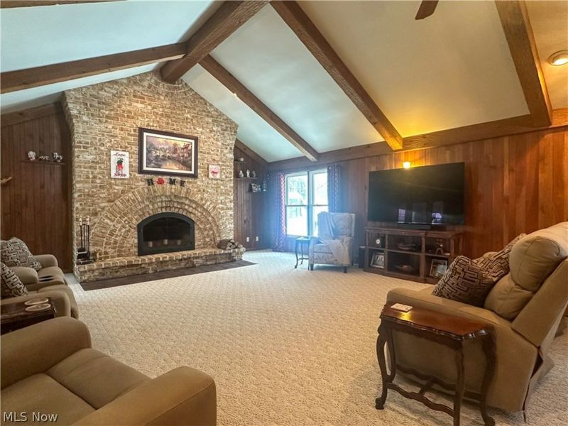 5516 Benton Lane, Brookfield, OH 44403 Photo 9