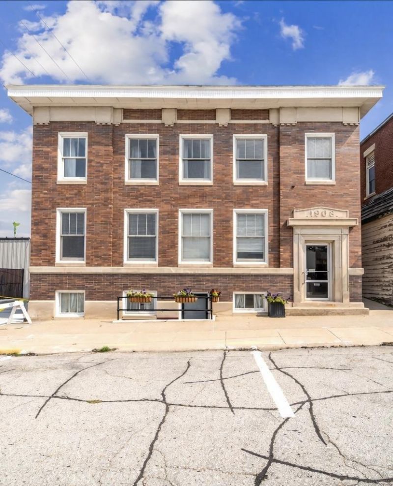 1318 14th Avenue, Eldora, IA 50627 Main Photo