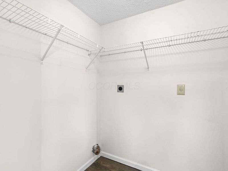 9207 Misty Dawn Drive, Columbus, OH 43240 Photo 17