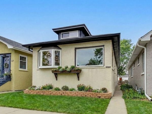 1161 S Ridgeland Avenue, Oak Park, IL 60304