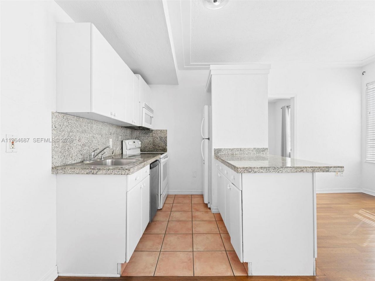 1027 Pennsylvania Ave , Unit 206, Miami Beach, FL 33139 Photo