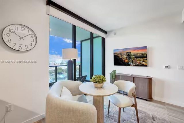 580 72nd St, Unit 705, Miami Beach, FL 33141 Photo