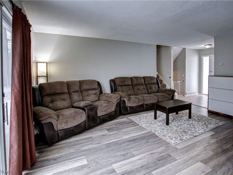 9559 Driftwood Drive, Olmsted Falls, OH 44138 Photo 12