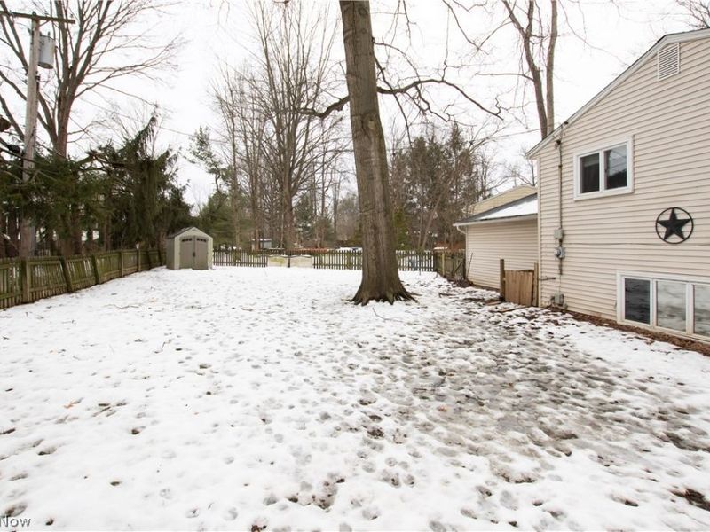 9559 Driftwood Drive, Olmsted Falls, OH 44138 Photo 31