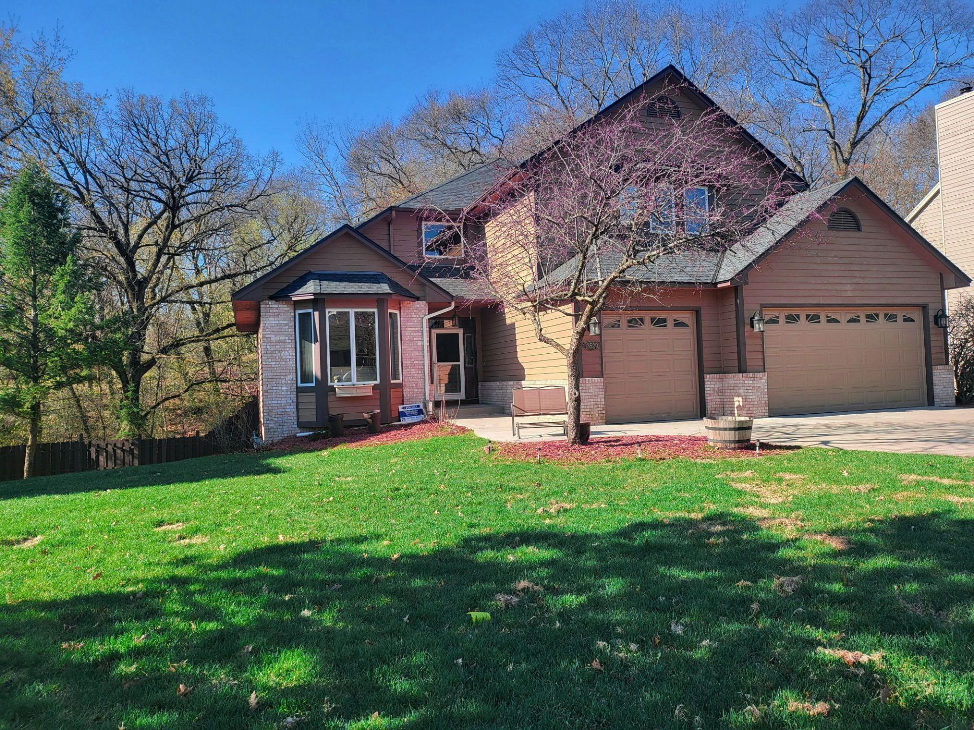 13529 Gossamer Way, Apple Valley, MN 55124