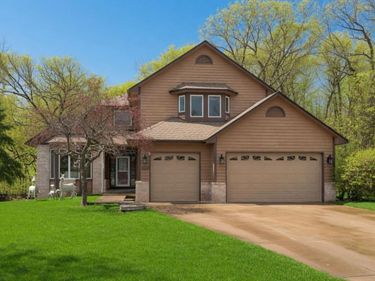 13529 Gossamer Way, Apple Valley, MN 55124