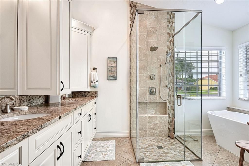 28900 Regis Ct, Bonita Springs, FL 34134 Photo