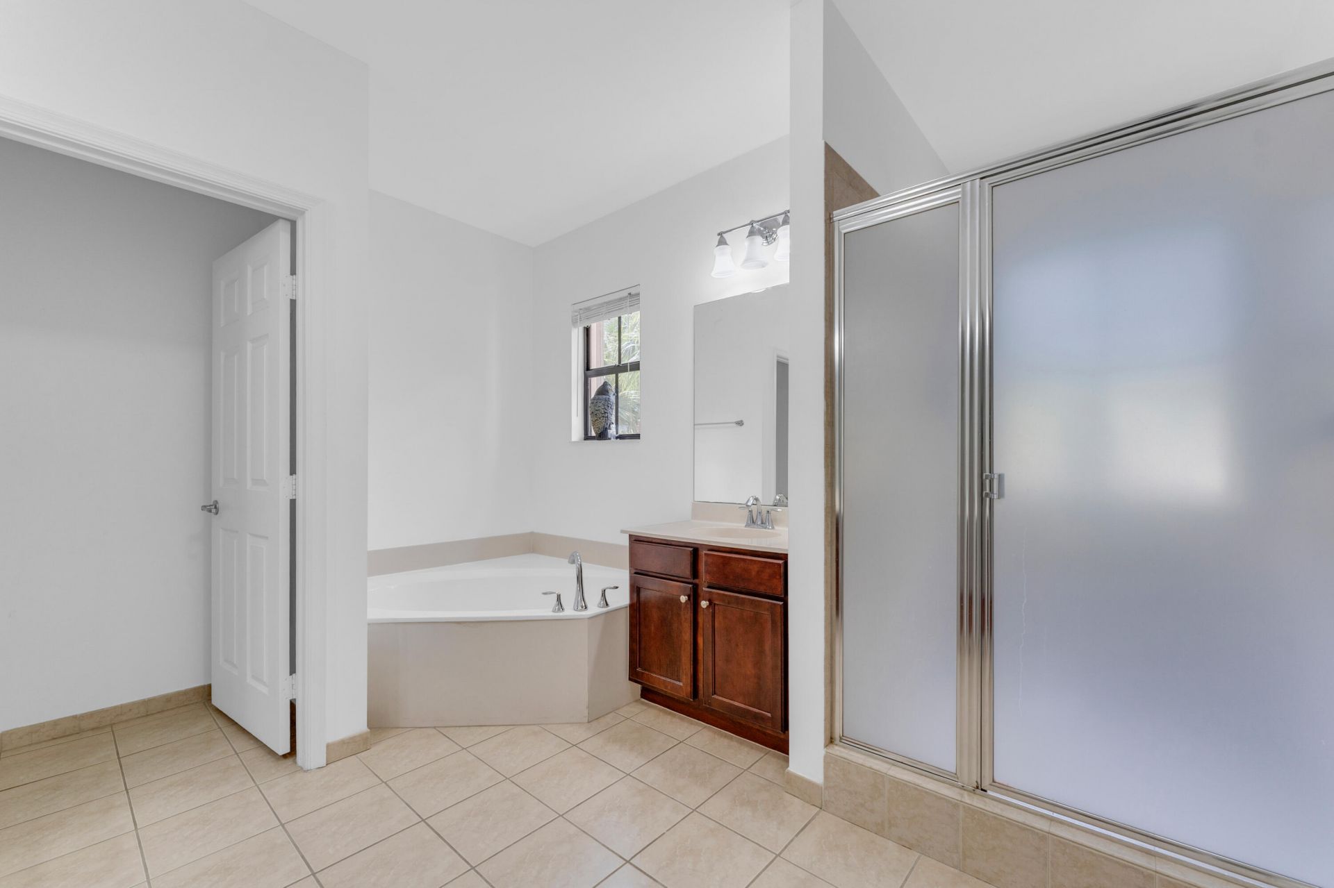 6077 Grand Cypress Circle W, Coconut Creek, FL 33073 Photo