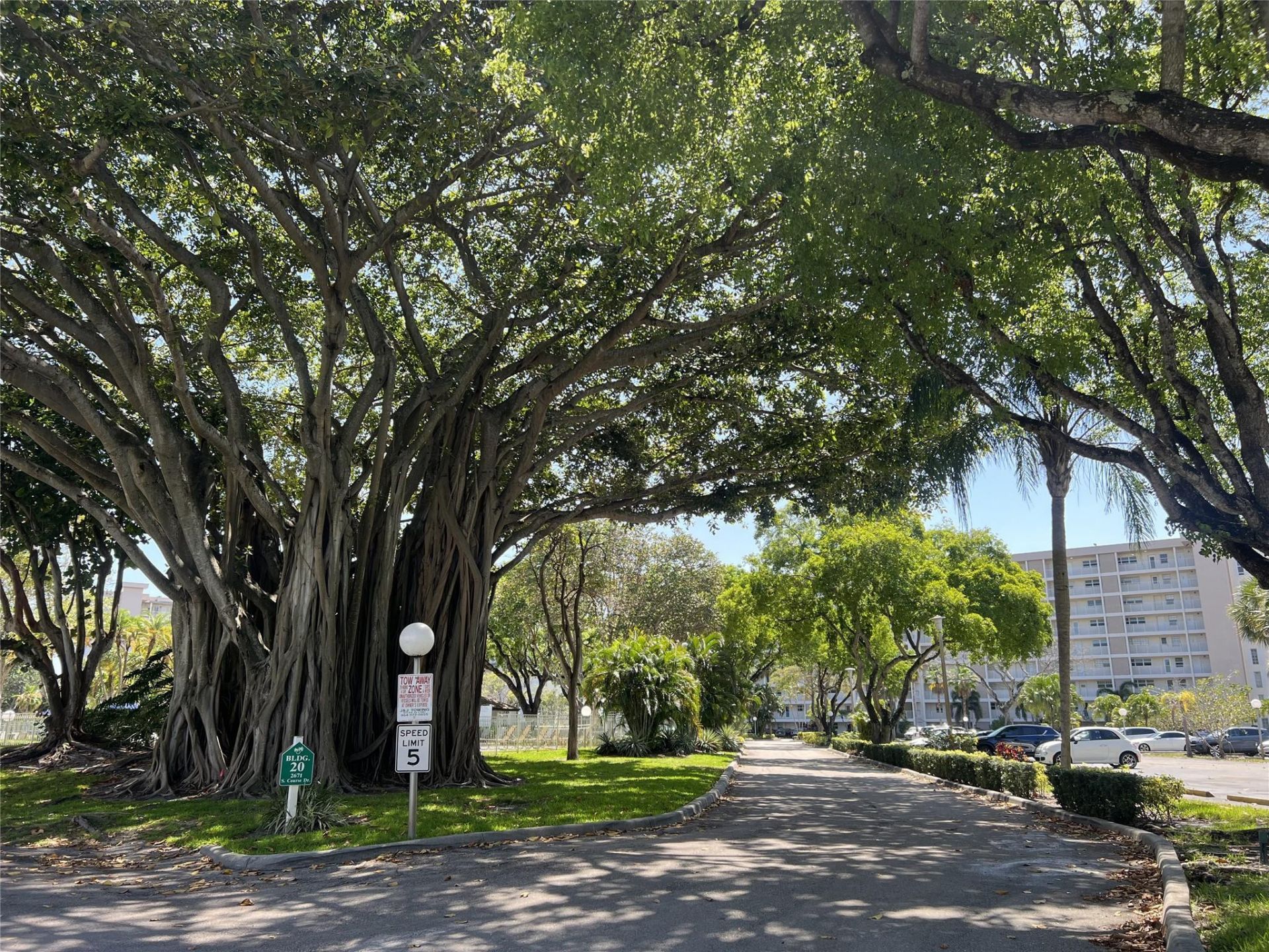 2671 S Course Drive, Unit 105, Pompano Beach, FL 33069 Photo