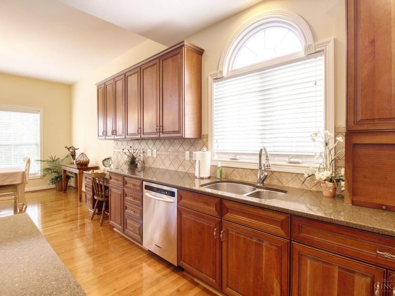 2274 Pointe Place, Cincinnati, OH 45244 Photo 13