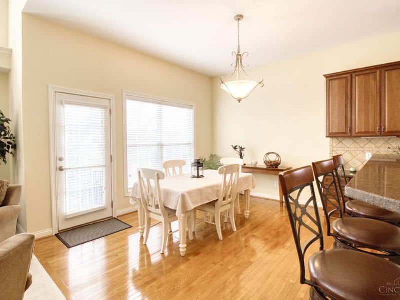 2274 Pointe Place, Cincinnati, OH 45244 Photo 17