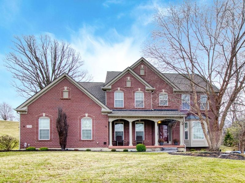 2274 Pointe Place, Cincinnati, OH 45244 Photo 2