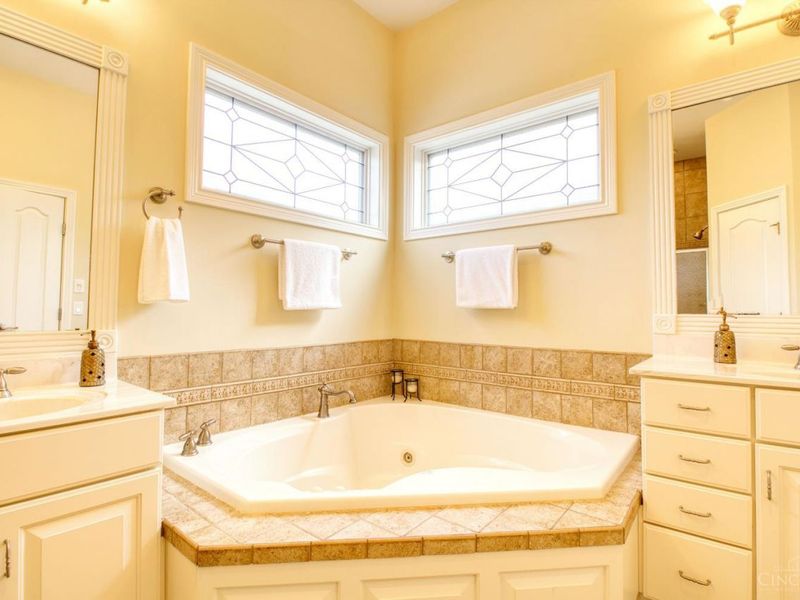 2274 Pointe Place, Cincinnati, OH 45244 Photo 27