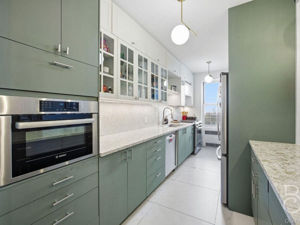 76-12 35th Avenue, Unit 2D, Jackson Heights, NY 11372