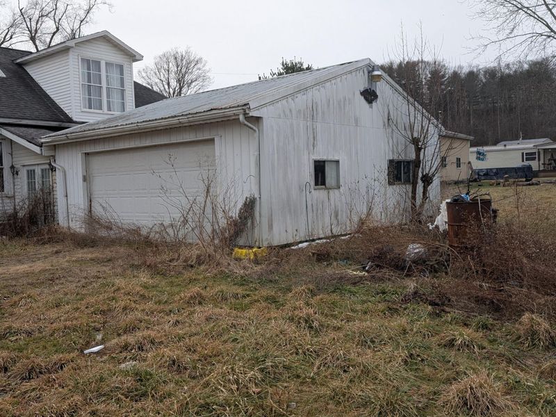 8455 Mckinley Street, Crooksville, OH 43731 Photo 13