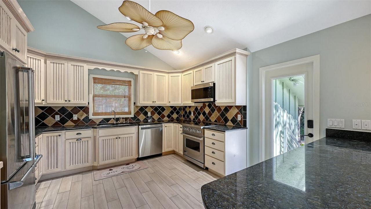 5310 Hidden Harbor Road, Sarasota, FL 34242 Photo