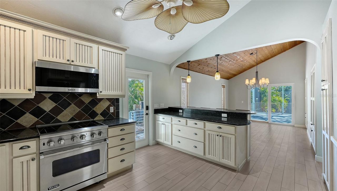 5310 Hidden Harbor Road, Sarasota, FL 34242 Photo