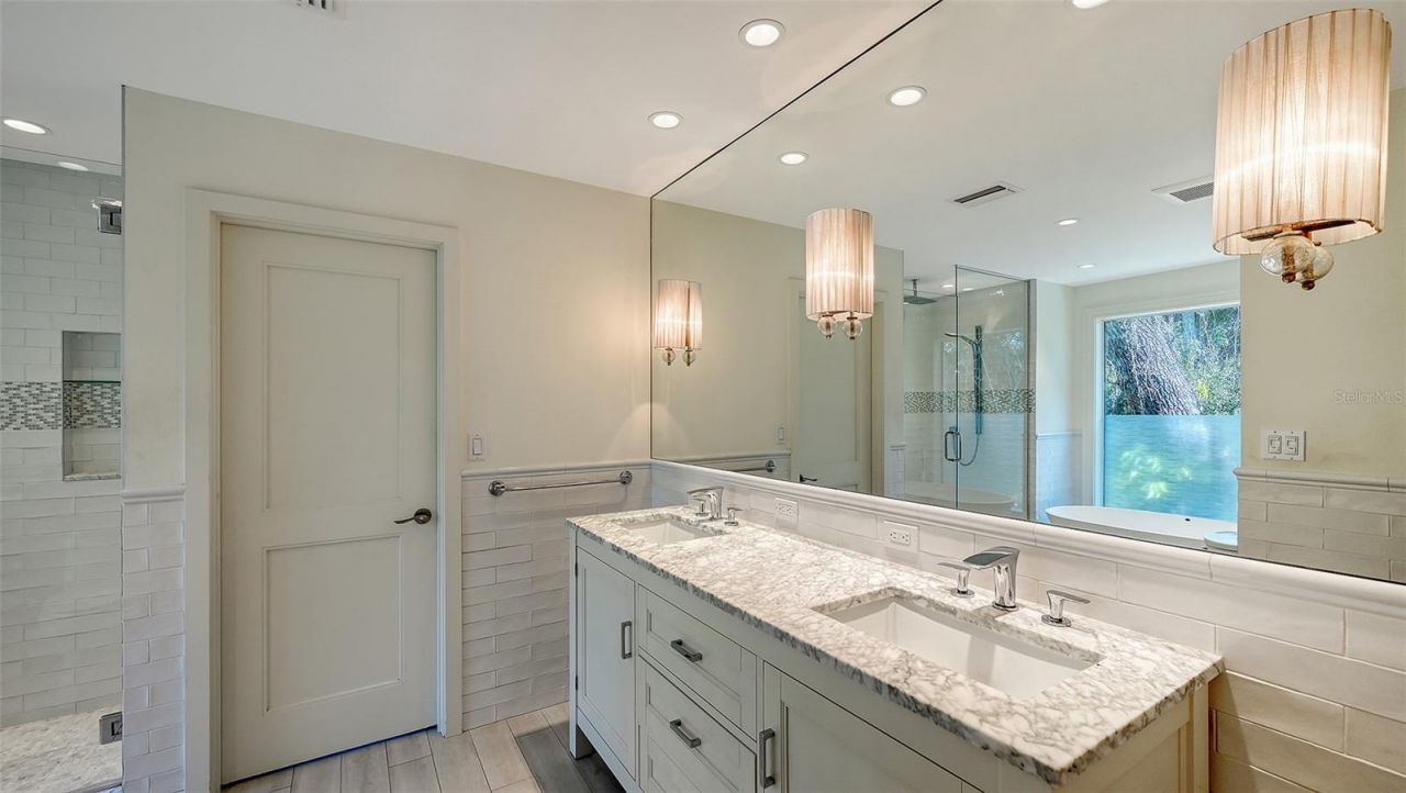 5310 Hidden Harbor Road, Sarasota, FL 34242 Photo