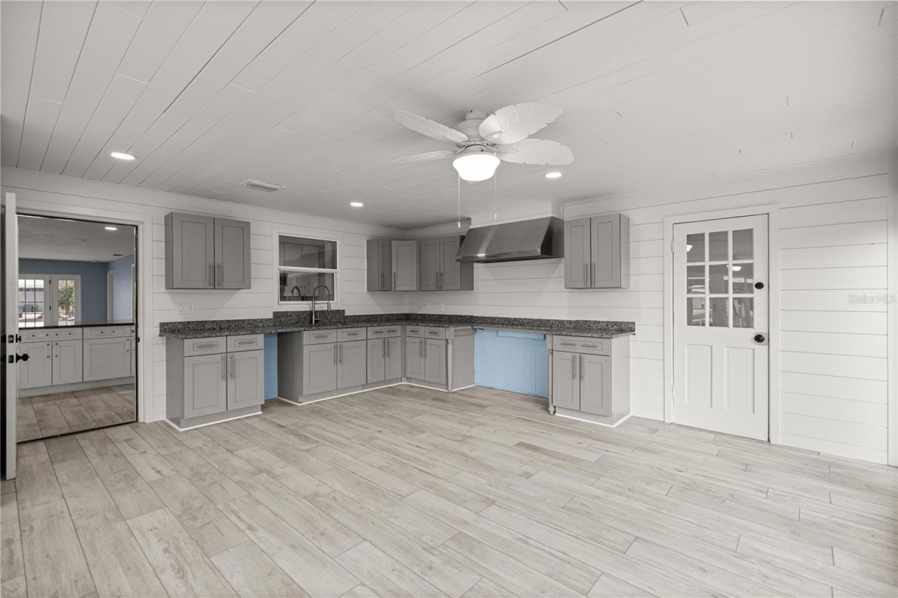 1940 NW 18th Street, Crystal River, FL 34428 Photo